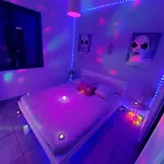 Villa Un Sejour Romantique En Couple Avec Jacuzzi Prive Chromotherapie Jardin Maison Privee Ychoux